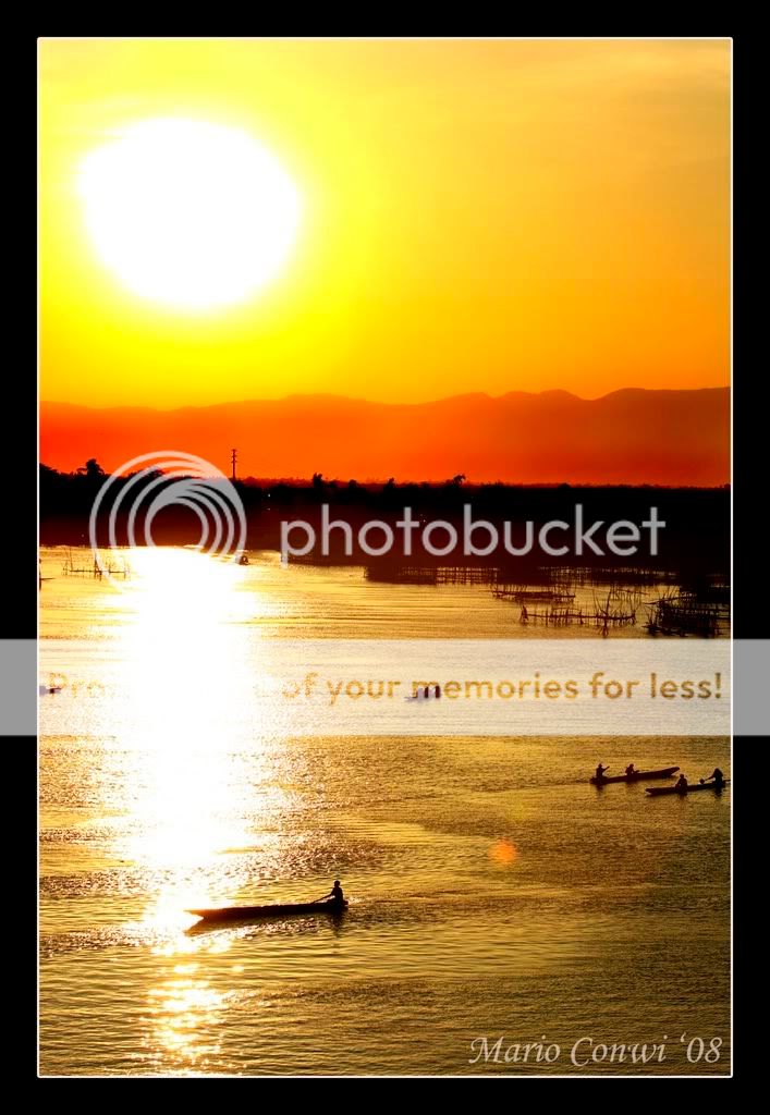 IMAGE: http://i373.photobucket.com/albums/oo173/marco_30d/_MG_2436.jpg