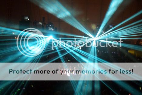 rave.jpg image by HekDrama